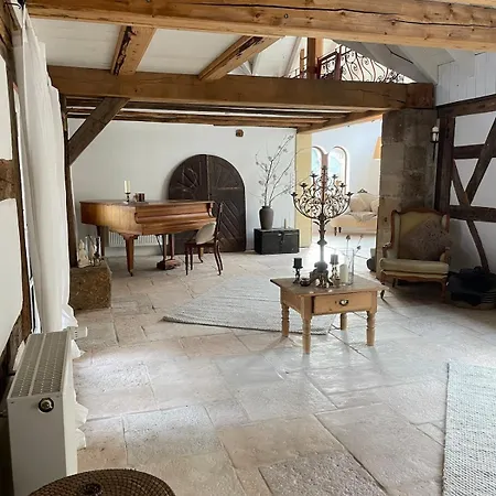 Le Petit Chateau No10 Bensheim