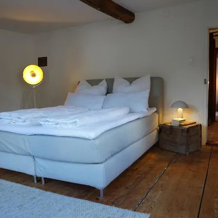 Holiday home Le Petit Chateau No10 Bensheim