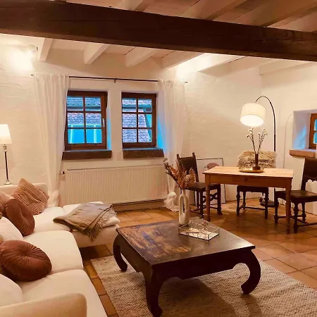 Le Petit Chateau No10 * Bensheim