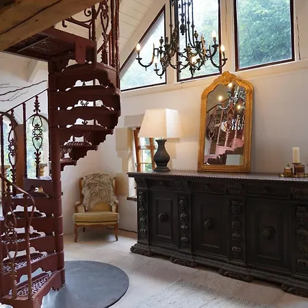 בית נופש Le Petit Chateau No10
