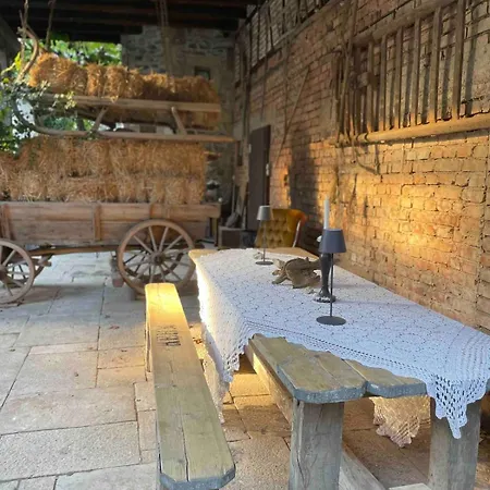 Le Petit Chateau No10 בית נופש בנסהיים