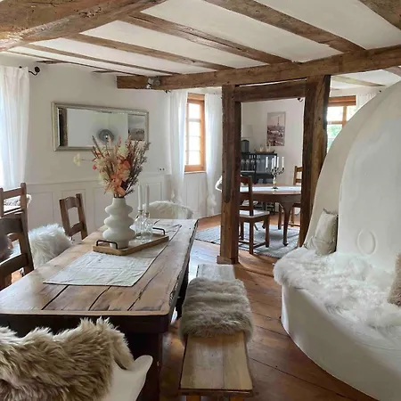 בית נופש Le Petit Chateau No10