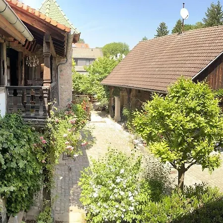 Le Petit Chateau No10 * Bensheim